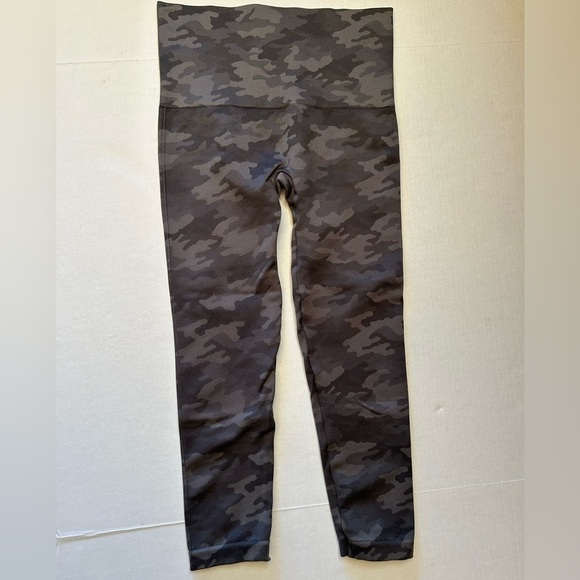 Spanx Sage Cargo LOOK AT ME NOW crop slip on seamless legging Sz-L G11 - Picture 4 of 11